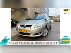 Toyota Auris - 1.6-16V Luna Groot Scherm Keyless