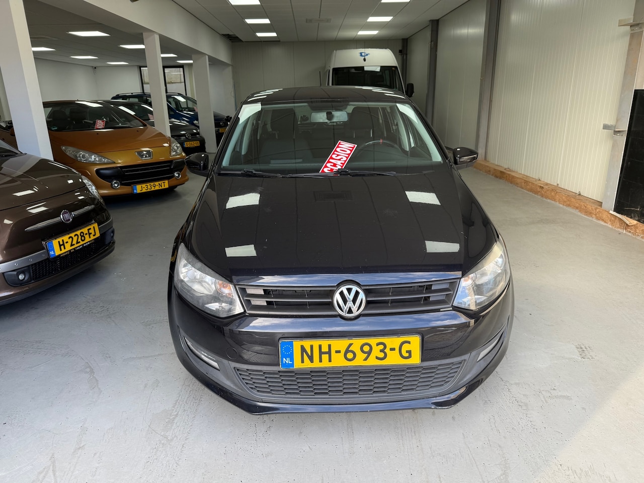 Volkswagen Polo - 1.2-12V Comfortline 1.2-12V Comfortline - AutoWereld.nl