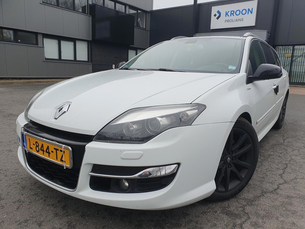 Renault Laguna Estate - 2.0 dCi GT | 178 pk | Panorama | Leder | Navi - AutoWereld.nl