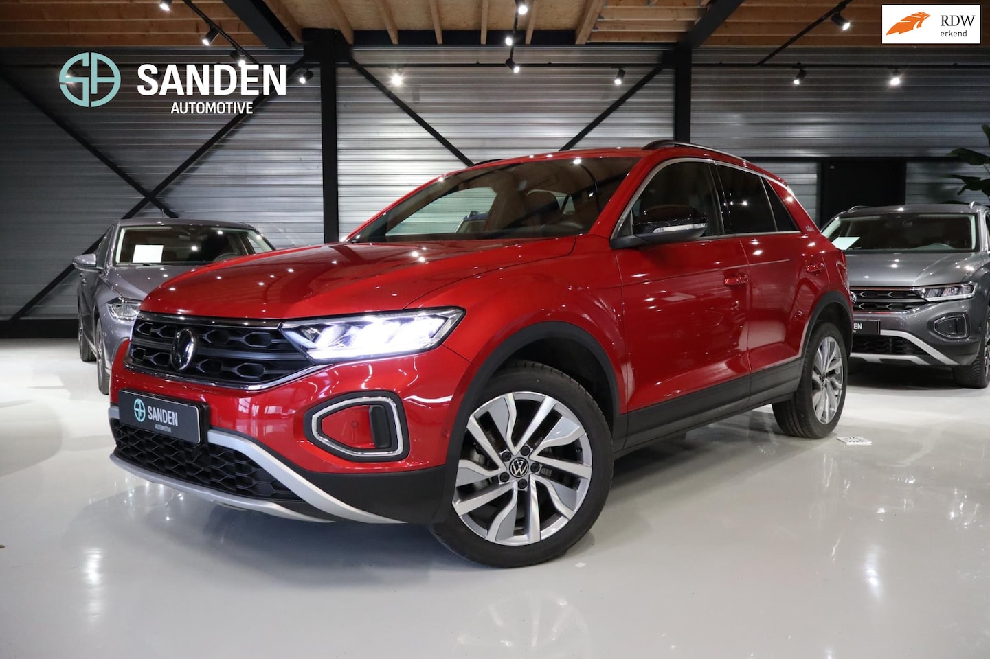 Volkswagen T-Roc - Goal 2.0 TDI 85kw DIESEL | NAVI | CAMERA | ADAPTIVE CRUISE | STOELVERWARM. | BTW - AutoWereld.nl