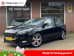 Ford Focus Wagon - 2.0 ST | Recaro | Navi | Cruise | Winterpack | Airco | 250PK