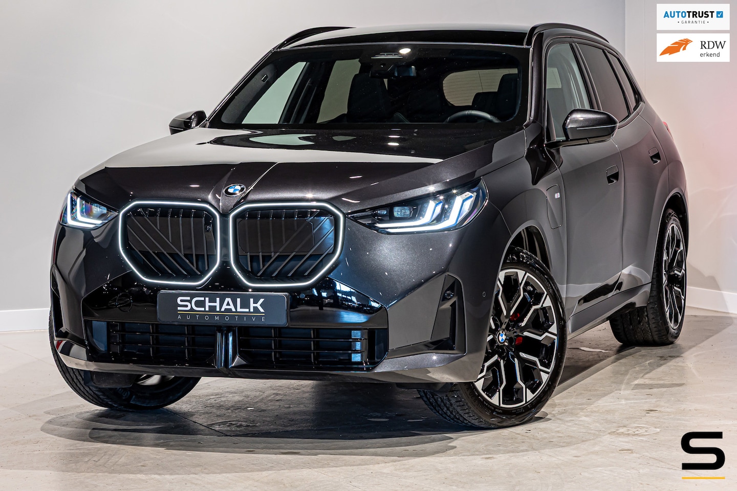 BMW X3 - 30e xDrive|M-sport|Fisc€65.000|Pano|IconicGlow|FullOpt - AutoWereld.nl