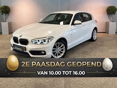 BMW 1-serie - 118i Sport - Automaat - Led - Navi - ParkeerSensor