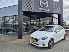Mazda 2 - 2 SKYACTIV-G 1.5 90 6MT GT-LUXURY / Camera
