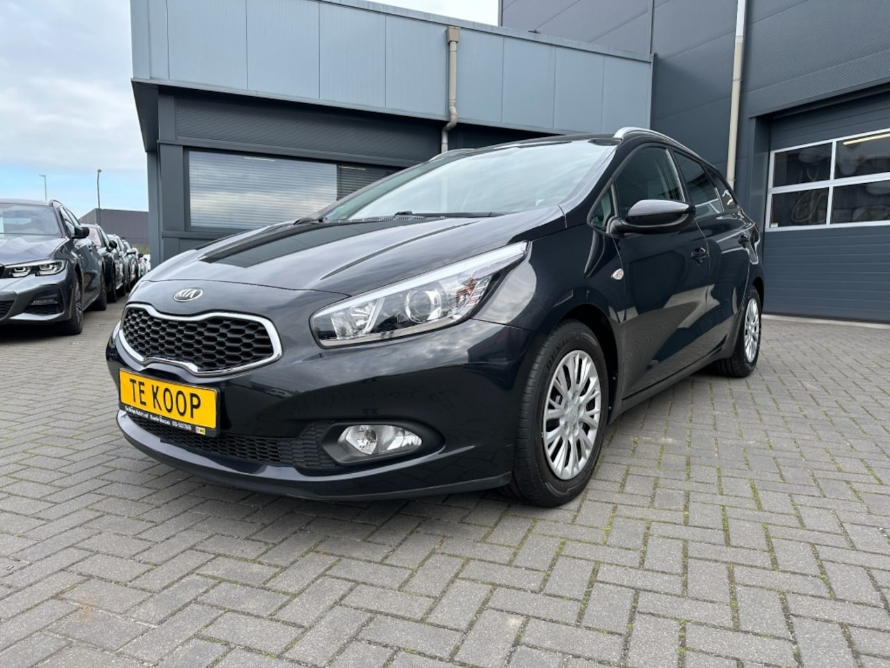 Kia Cee'd - 1.4 CVVT Comfort eerste eig. Airco Trekhaak - AutoWereld.nl