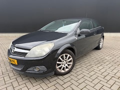 Opel Astra GTC - 1.6 PAASAANBIEDING / AIRCO / CRUISE / 02-2027 apk