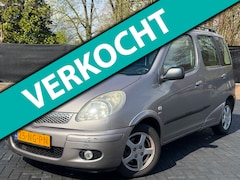 Toyota Yaris Verso - 1.3 VVT-i Sol/Automaat/Airco/LMV