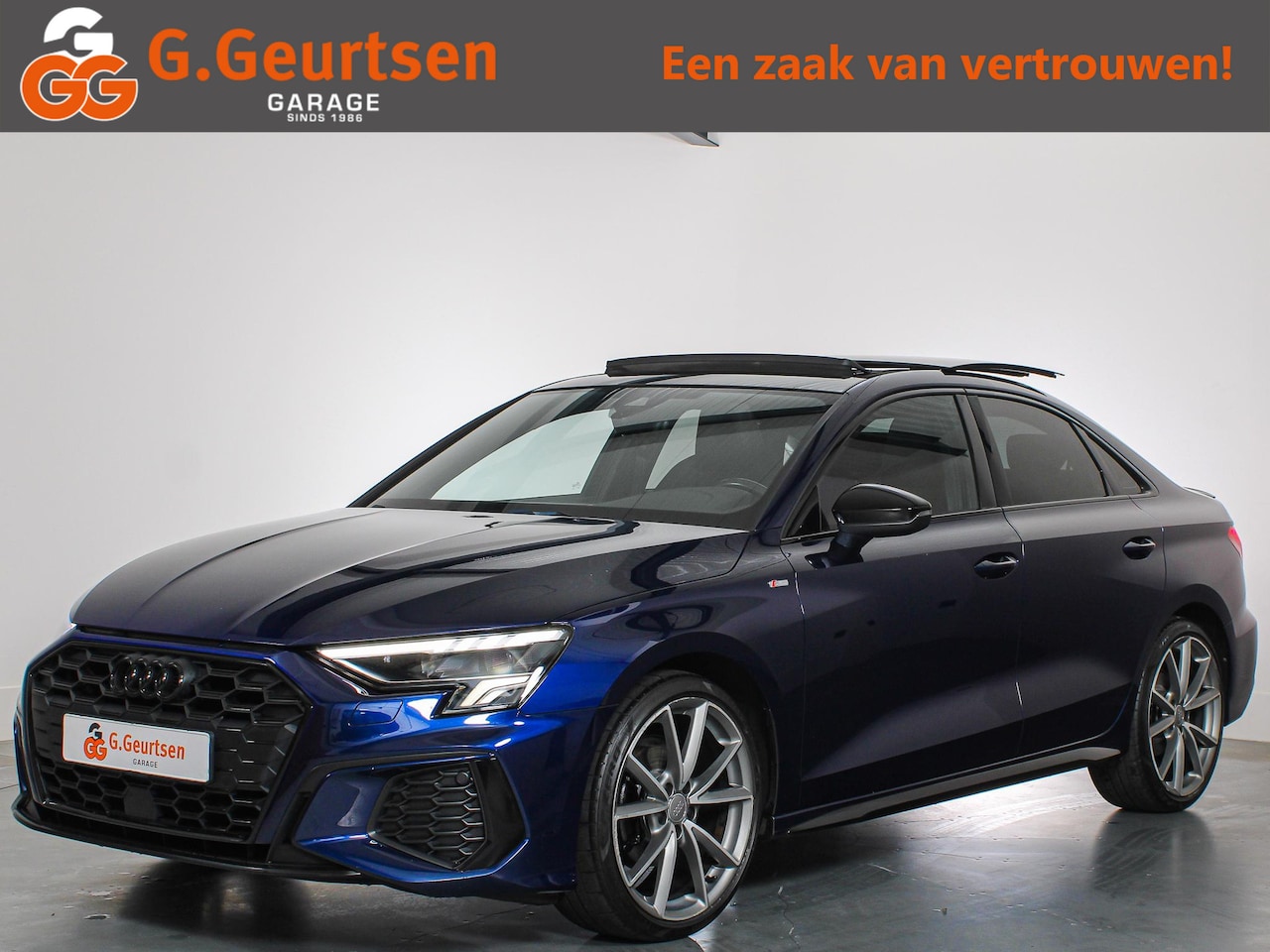 Audi A3 Limousine - 35 TFSI S-Line Panoramadak, Rode Stiksels, Alcantara, LED, Virtual Cockpit, B&O - AutoWereld.nl