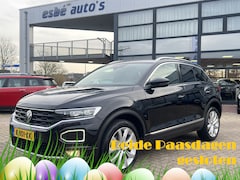 Volkswagen T-Roc - 1.5 TSI 150 pk Automaat Sport Navigatie Camera 18 Inch Velgen Virtual Cockpit ACC DAB Spor