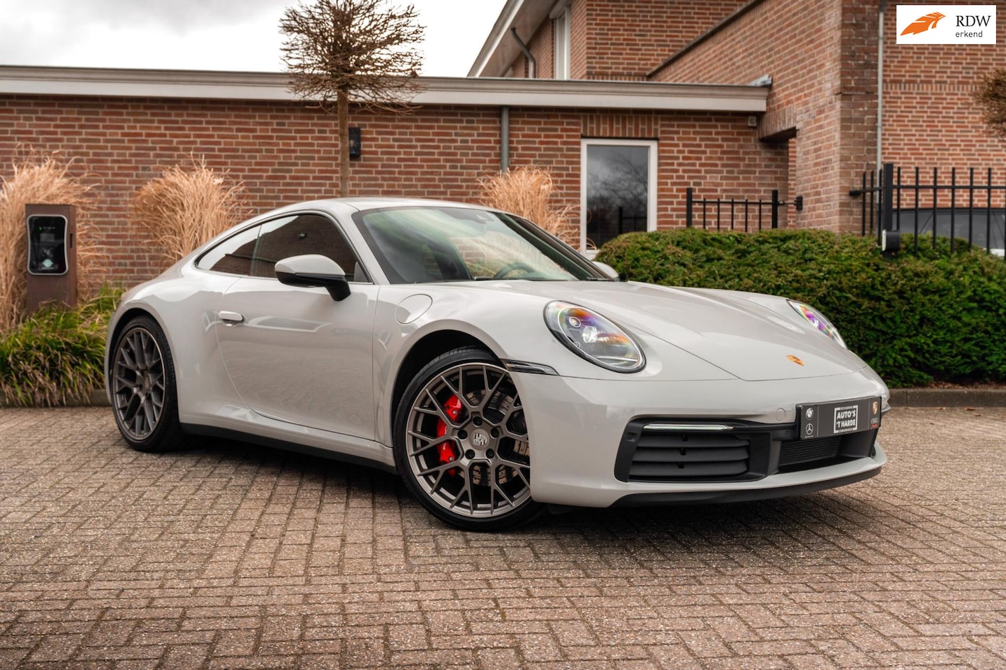 Porsche 911 - 3.0 Carrera 4 S 450 PK | Krijt | 1e Eig | BTW | LED | 21'' - AutoWereld.nl