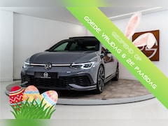 Volkswagen Golf - 2.0 TSI GTI Clubsport 301 PK | IQ | Pano | Sfeer | Harman | Leder | BOMVOL 12 MND Garantie