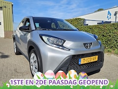 Toyota Aygo X - 1.0 VVT-i MT Play, Camera Carplay Apk 9-2027 PAAS Show t/m 1e+2e PaasDag