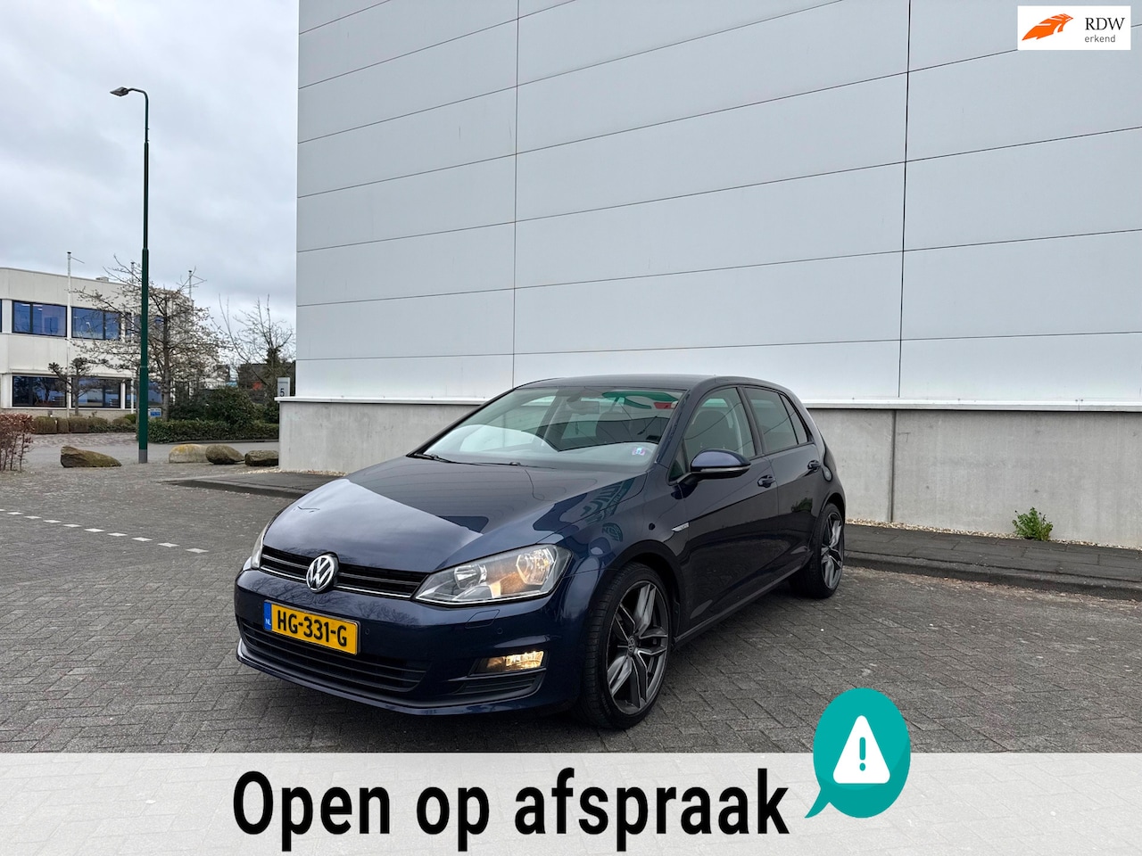 Volkswagen Golf - 1.6 TDI Highline CUP EDITIE STLVRMG/DSG/NAVI/CLIMA/CRUISE/BOEKJES - AutoWereld.nl