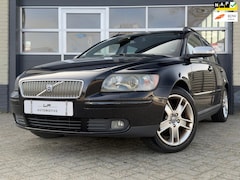 Volvo V50 - 2.0 Edition II Sport / NL-auto / Trekhaak / PDC