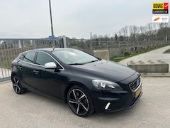 Volvo V40 - 2.0 D4 Summum Business