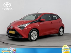 Toyota Aygo - 1.0 VVT-i x-play | Apple Carplay/Android Auto | Achteruitrijcamera |