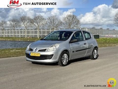 Renault Clio - 1.2-16V Authentique