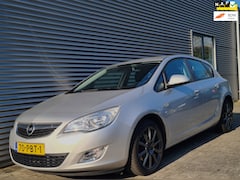 Opel Astra - 1.7 CDTi Edition 01-2011 Reflexzilver Metallic 151dkm NAP