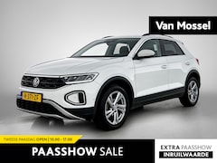 Volkswagen T-Roc - 1.5 TSI Life 75 Edition | TREKHAAK | AUTOMAAT | CAMERA | PARKEERSENSOREN | NAVIGATIE