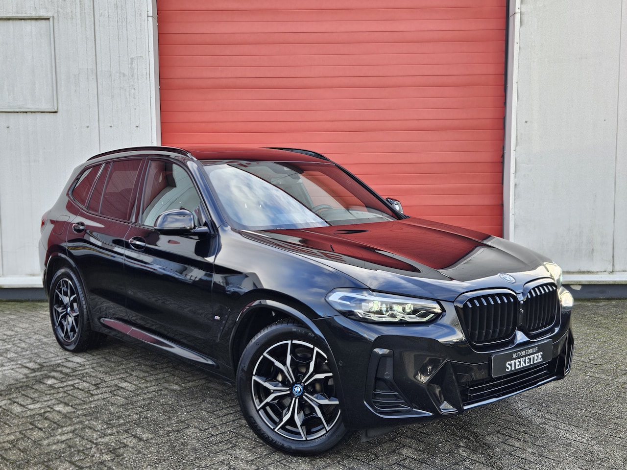 BMW X3 - xDrive30e High Executive M-Sport | Pano | Head-up - AutoWereld.nl