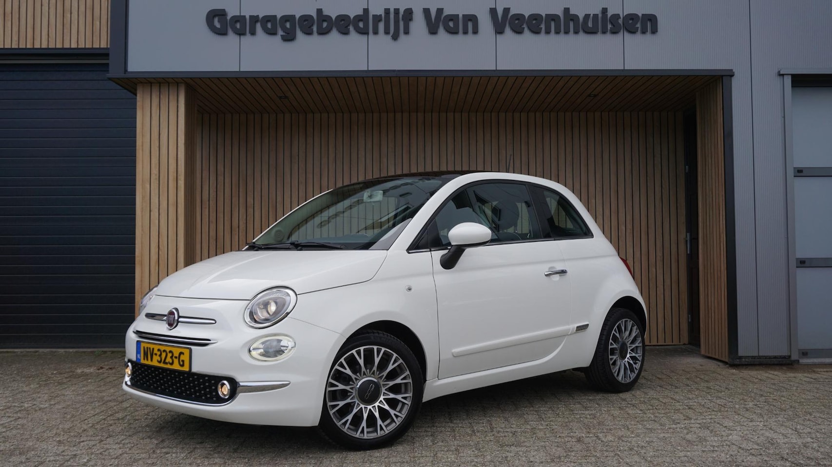 Fiat 500 - 0.9 TwinAir 80pk Turbo Lounge Pano.Dak 16inch LM Navi Airco *Sportief* NL auto! - AutoWereld.nl