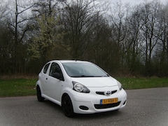 Toyota Aygo - 1.0-12V Access . 3 Deurs . Airco