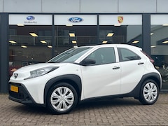 Toyota Aygo X - 1.0 VVT-i | All Season banden | Airco | Cruise Control | Lane Assist | Apple CarPlay | And