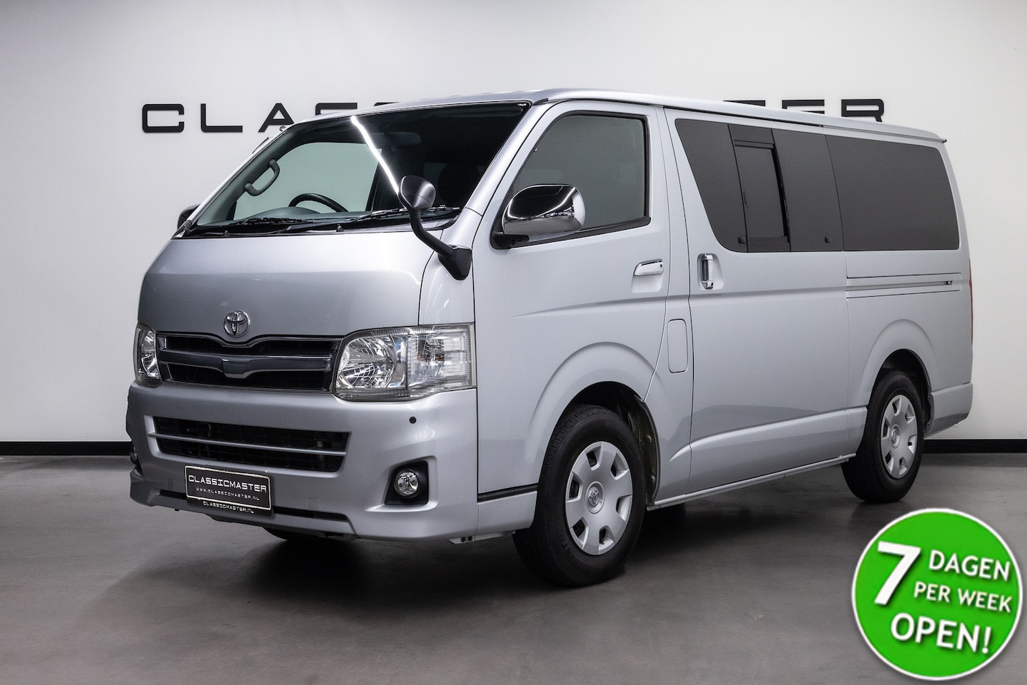 Toyota HiAce - Super GL VVT-i Btw auto, Fiscale waarde € 6.000,- (€ 16.487,60 Ex B.T.W) DEALER AUTO 5 per - AutoWereld.nl