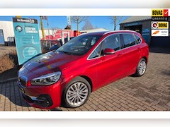 BMW 2-serie Active Tourer - 218i High Executive Automaat l Org NL l Head up display l Trekhaak l Stoelverwarming