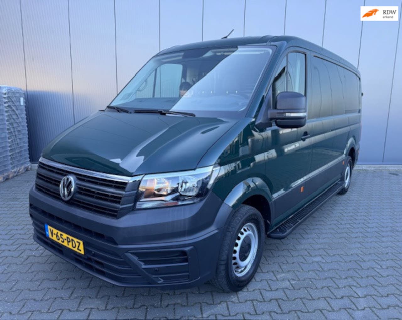 Volkswagen Crafter - 2.0 TDI L3H1 AIRCO TREKHAAK - AutoWereld.nl