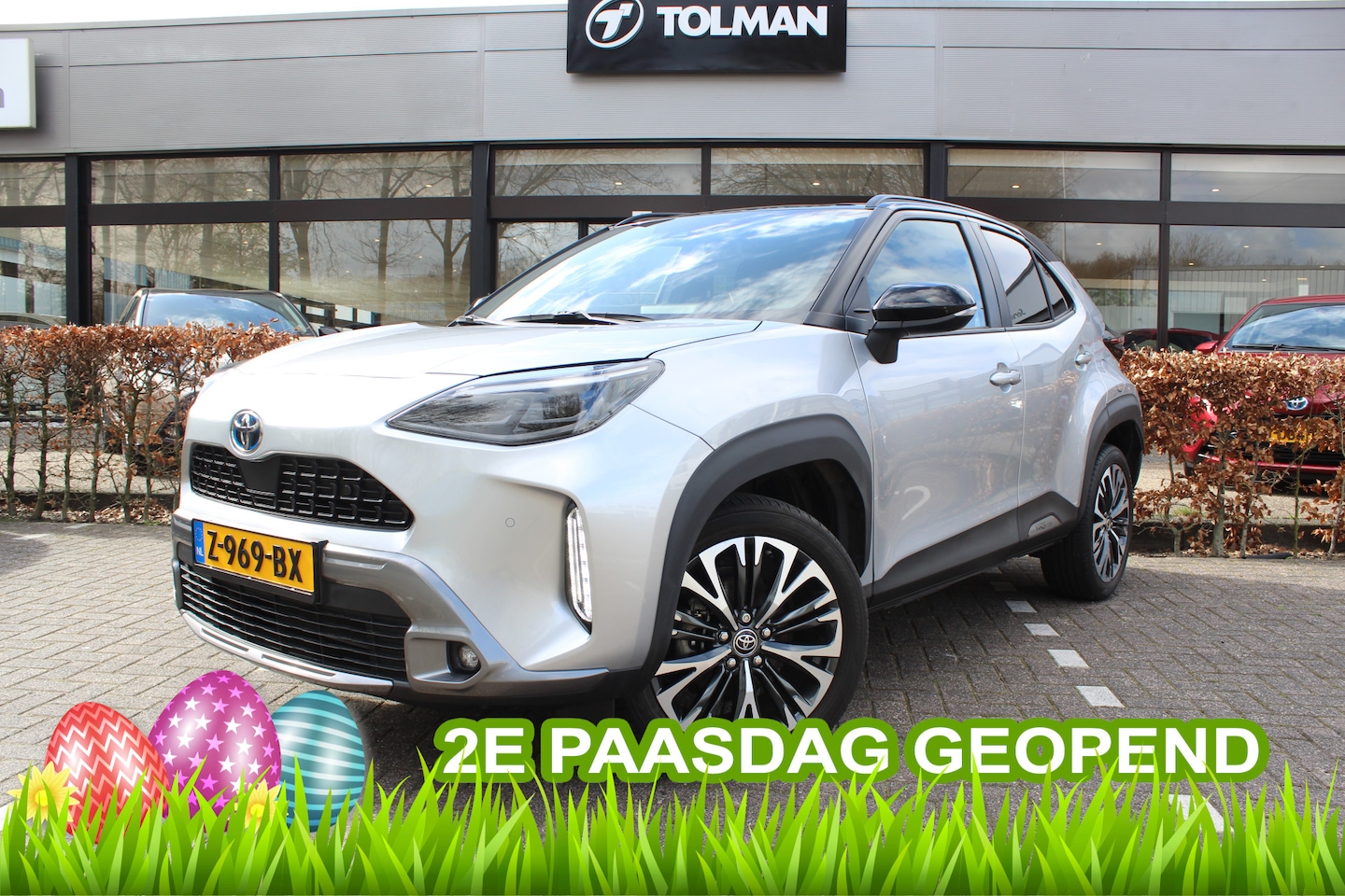 Toyota Yaris Cross - 1.5 Hybrid Adventure Bi-Tone 2e Paasdag open van 10:00 - 15:00 | Rijklaar | Blind Spot | J - AutoWereld.nl