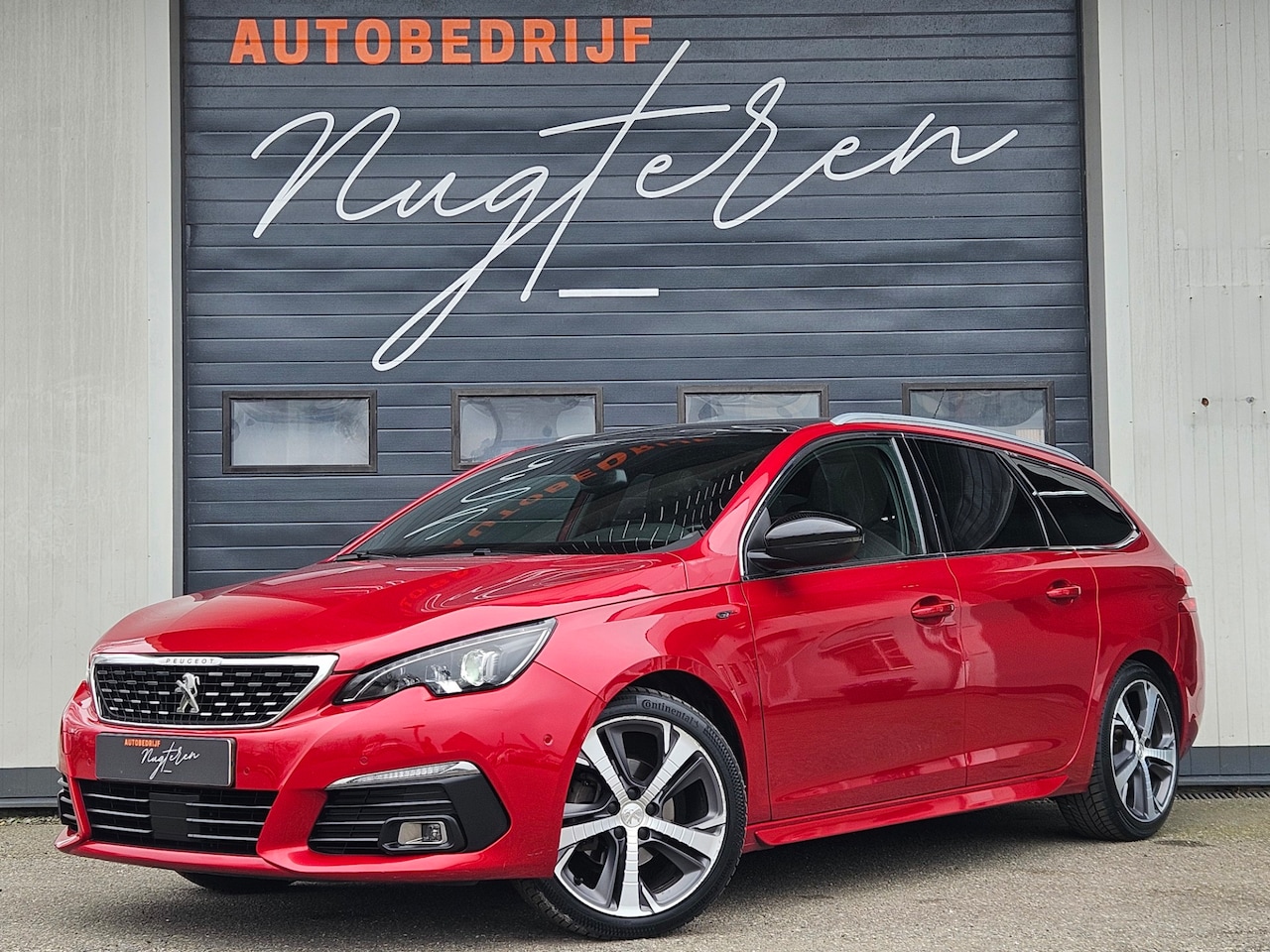 Peugeot 308 SW - 1.2 PureTech Blue Lease GT|Trekhaak|Camera|Leder|Panoramadak| - AutoWereld.nl