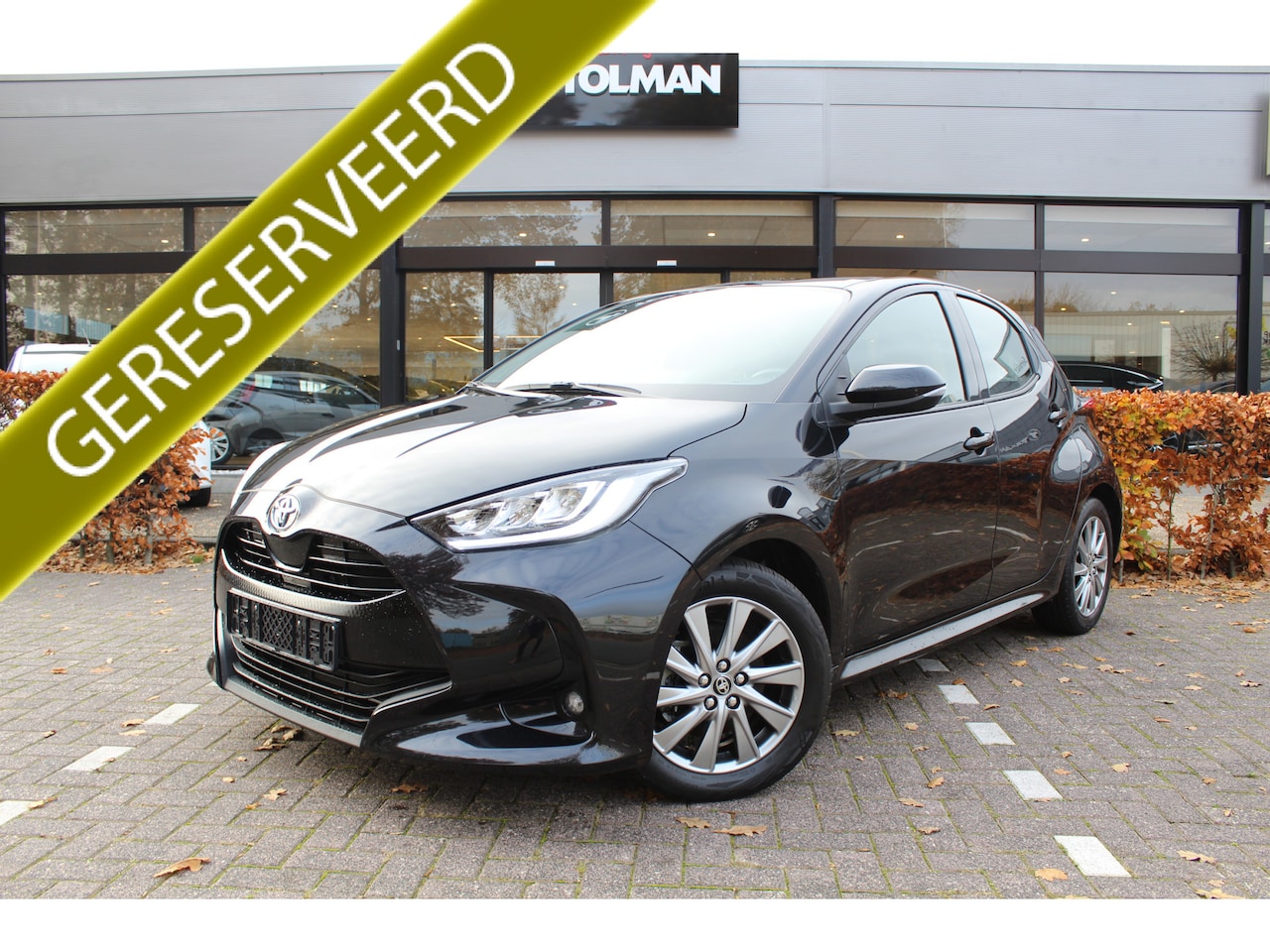 Toyota Yaris - 1.5 Hybrid Dynamic 2e Paasdag open van 10:00 - 15:00 | Rijklaar | Stoel-/stuurverw. | LED - AutoWereld.nl