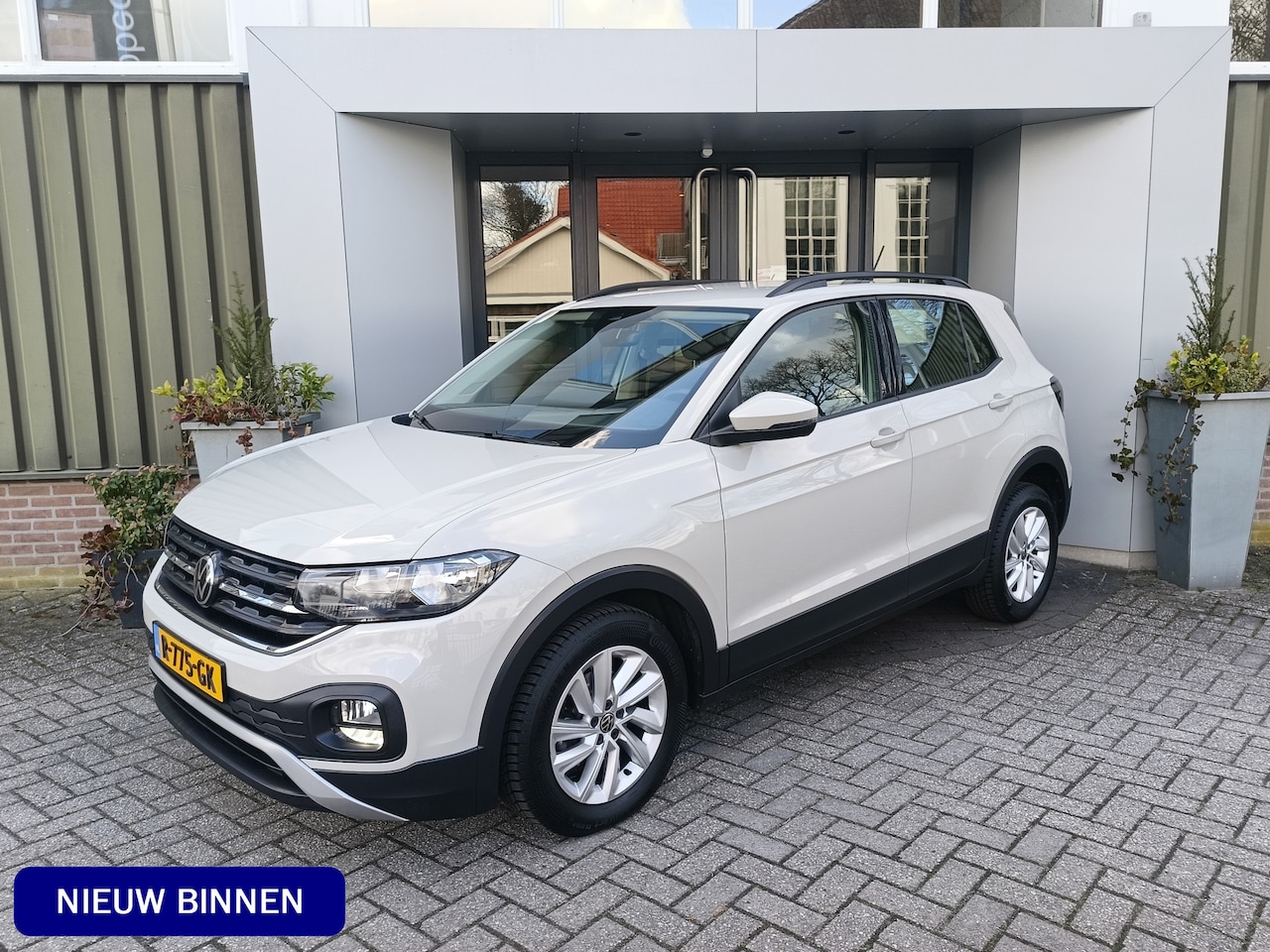 Volkswagen T-Cross - 1.0 TSI Life | Airco | Adaptieve cruise control | Camera | Nap | - AutoWereld.nl