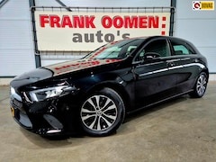 Mercedes-Benz A-klasse - 180 136PK Business Line + LED|DAB|Navi|Apple|Android|Leder/Stof|Digital Cockpit|Clima|Crui