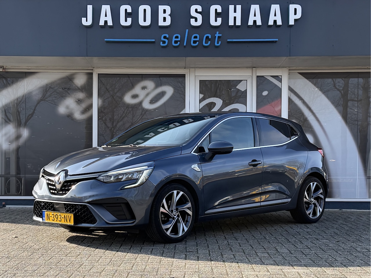 Renault Clio - 1.0 TCe R.S. Line / Camera / Pdc v+a / 17'' LM  / Cruise  / Carplay - AutoWereld.nl