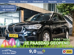 BMW X1 - sDrive18i Executive Volleder | Verw. stoelen | Trekhaak | Cruise | Clima
