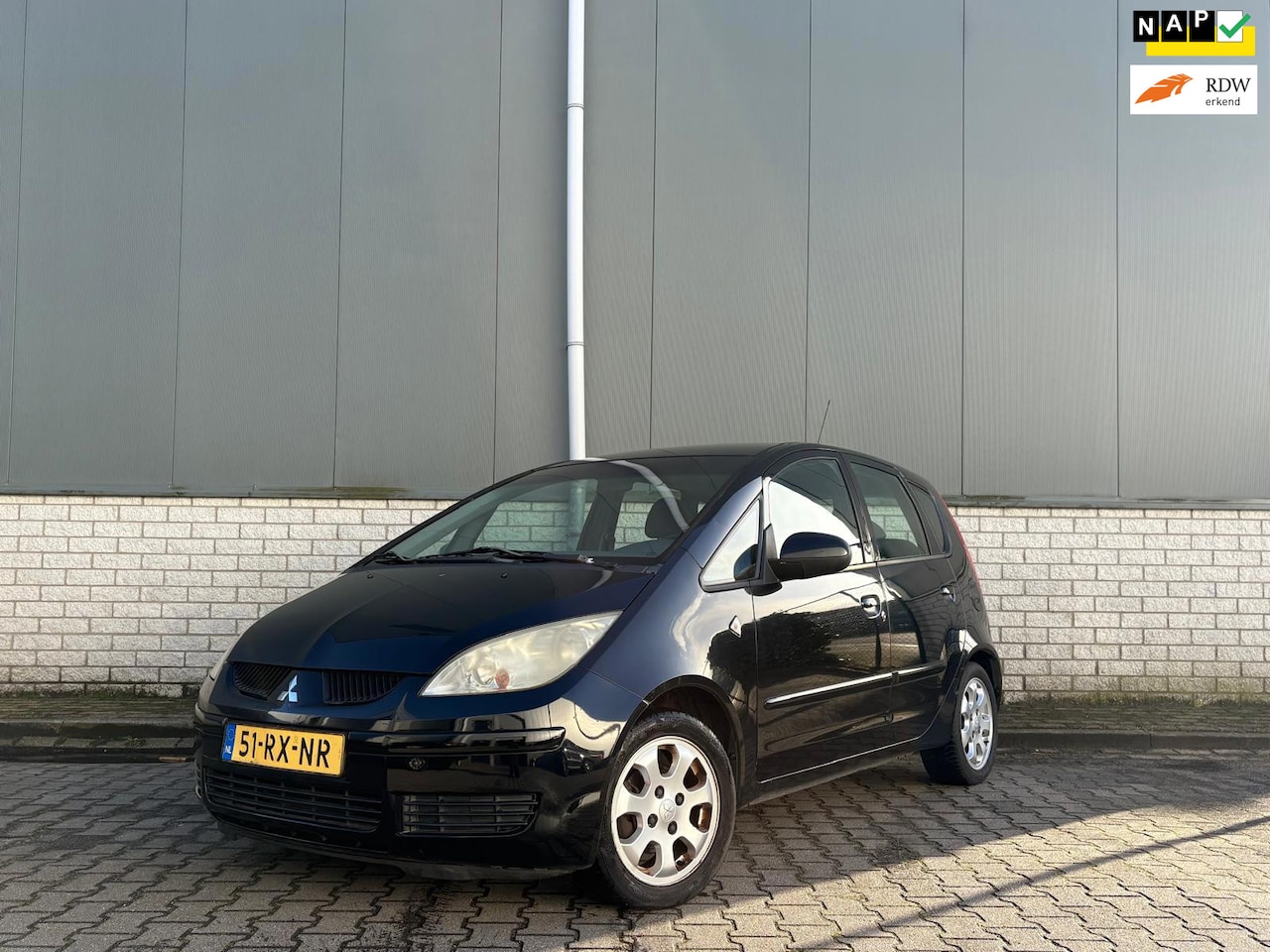 Mitsubishi Colt - 1.3 Invite-Airco-5drs-NWE APK + beurt - AutoWereld.nl