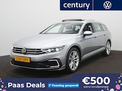 Volkswagen Passat Variant - 1.4 TSI PHEV GTE Business Panoramaschuif-kanteldak - Camera - ACC - Side Assist - Stoelver