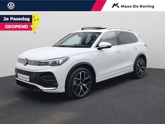 Volkswagen Tiguan - 1.5 eHybrid 200kW/272PK R-Line Business DSG · Panoramadak · 360°Camera + Parkeersensoren ·