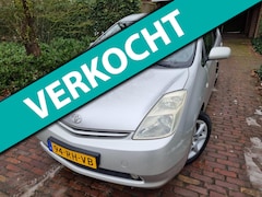 Toyota Prius - HYBRID 1.5 VVT-i Bns Navi/JBL/Keyless EXPORT