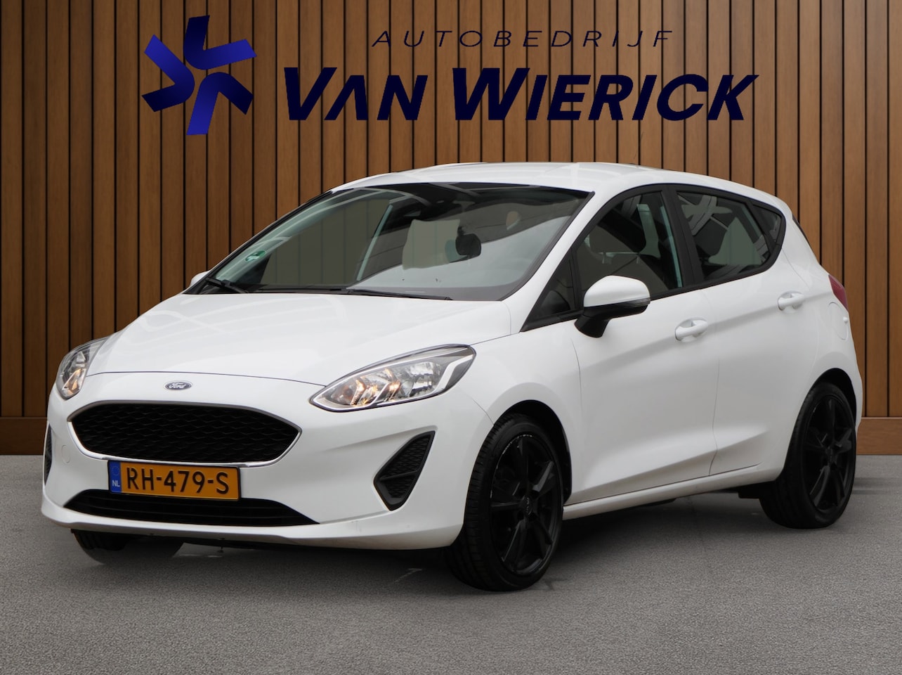 Ford Fiesta - 1.1 | Trekhaak | NAP | Bluetooth | LM Velgen - AutoWereld.nl