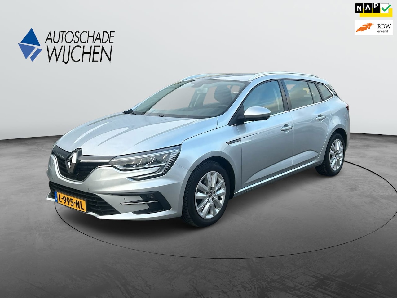 Renault Mégane Estate - 1.3 TCe Business Zen 140PK Automaat / Trekhaak / Navi - AutoWereld.nl