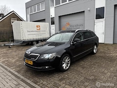 Skoda Superb Combi - 1.6 TDI Champs Elysees Ex BPM Euro 6