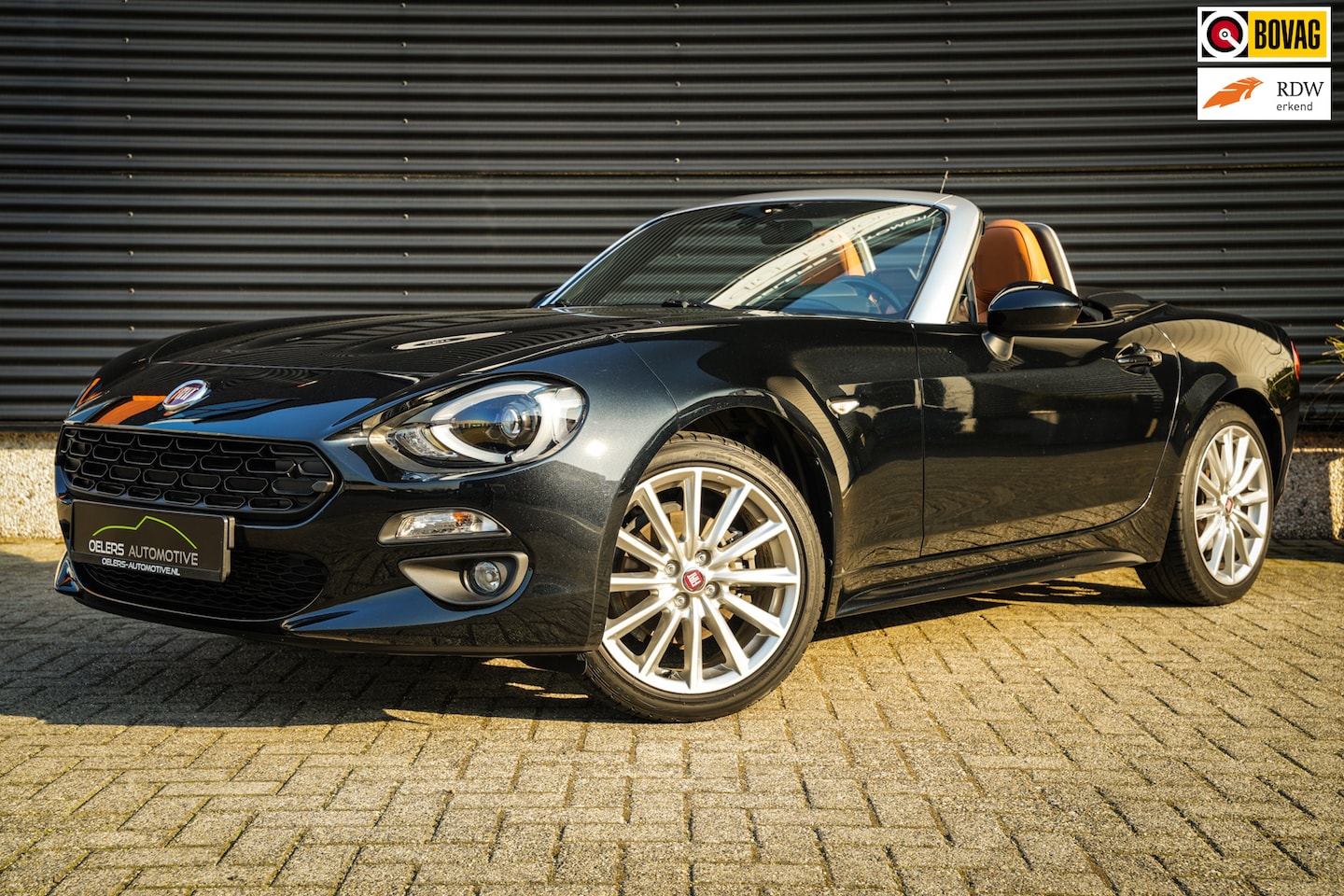 Fiat 124 Spider - 1.4 MultiAir Turbo Automaat | Bose Sound| Navigatie | Clima | Cruise | Leder | Camera | St - AutoWereld.nl