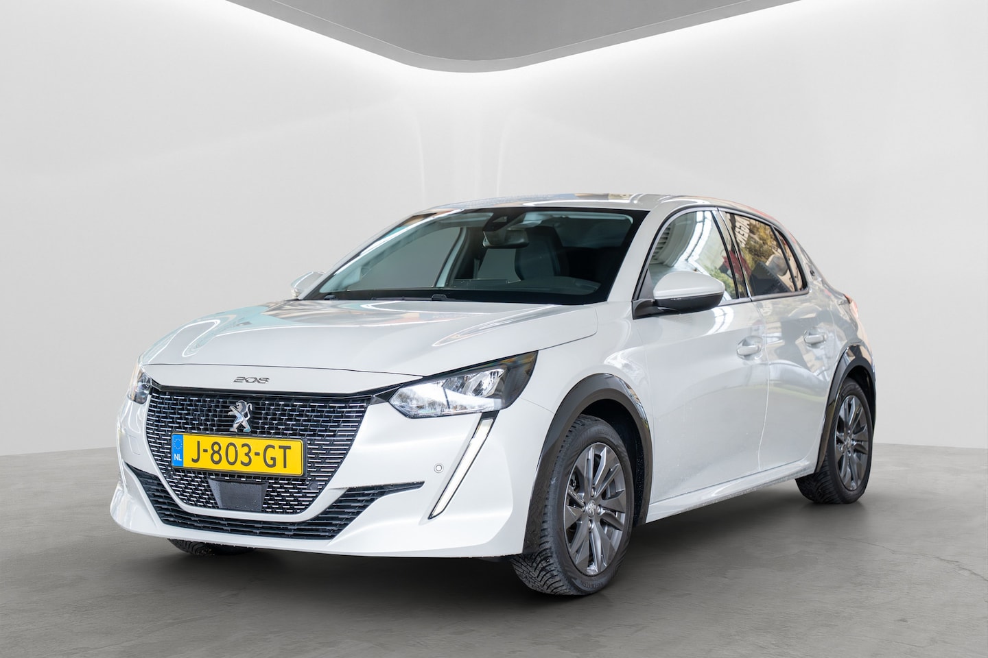 Peugeot e-208 - EV Allure 50 kWh | Achteruitrijcamera | Airco (automatisch) | Cruise control - AutoWereld.nl