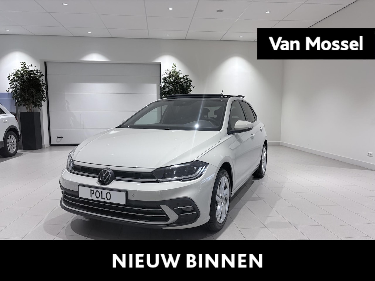 Volkswagen Polo - 1.0 TSI 50 Edition 95 PK Automaat | Panoramadak | Stoelverwarming | Apple Carplay draadloo - AutoWereld.nl