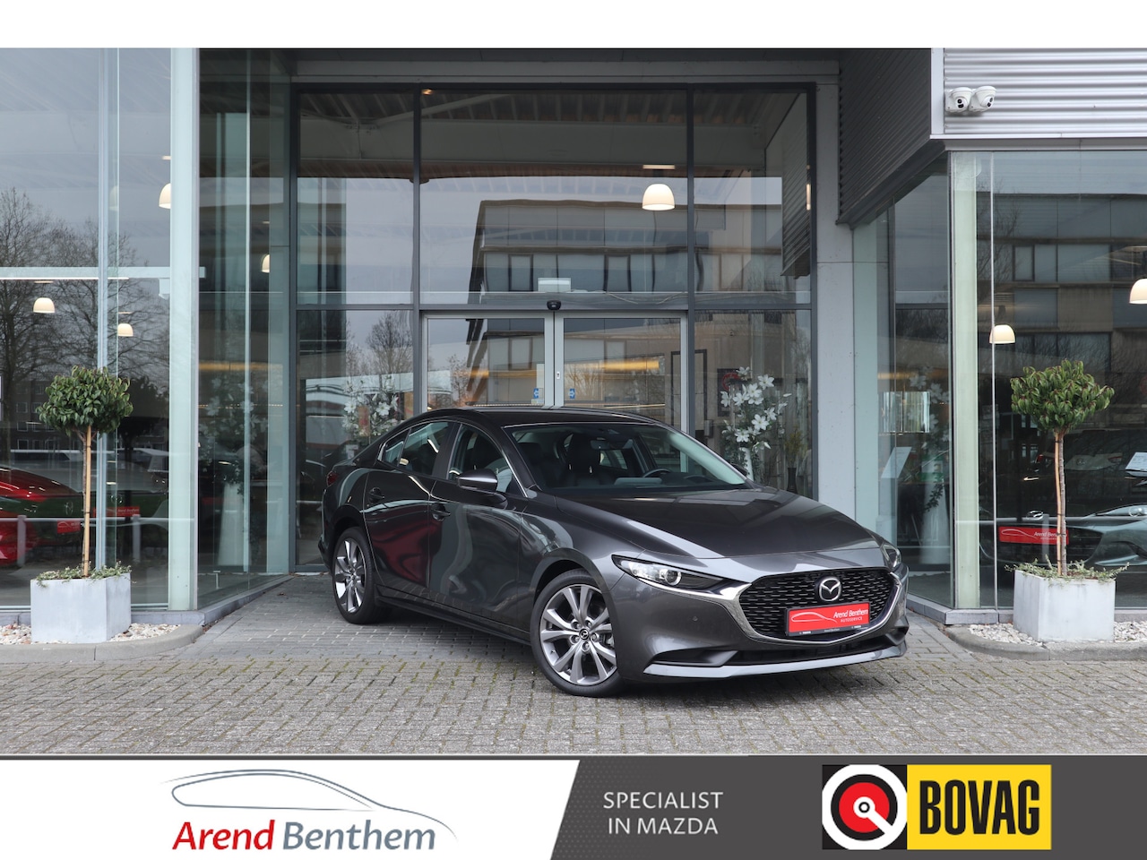 Mazda 3 - Automaat 2.0 E-SkyActiv-G 122 Camera / Leer / Navi / Apple-Android / ST-verwarming / Cruis - AutoWereld.nl