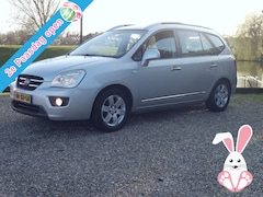 Kia Carens - 2.0 CVVT X-ecutive - Airco Tweede Paasdag open van 12:00- tot 16:00 uur open