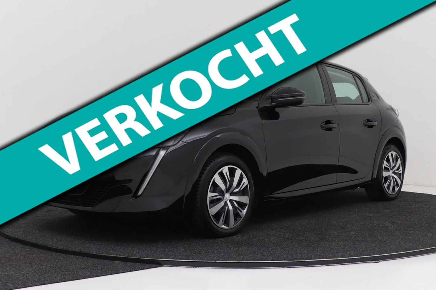 Peugeot e-208 - EV Active 50 kWh | Org NL | 3-Fase | CarPlay | Navigatie | Climate Control | - AutoWereld.nl
